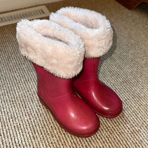 Carters toddler girl size 9 fuzzy lined boot liner and rain boot hot pink
